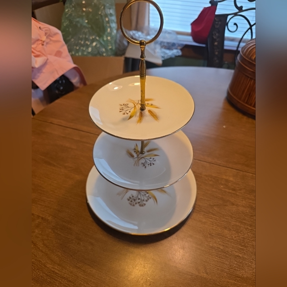 Vintage Collectible Homer Laughlin Golden Wheat 3 Tier Tidbit Hors D'oeuvre Tray